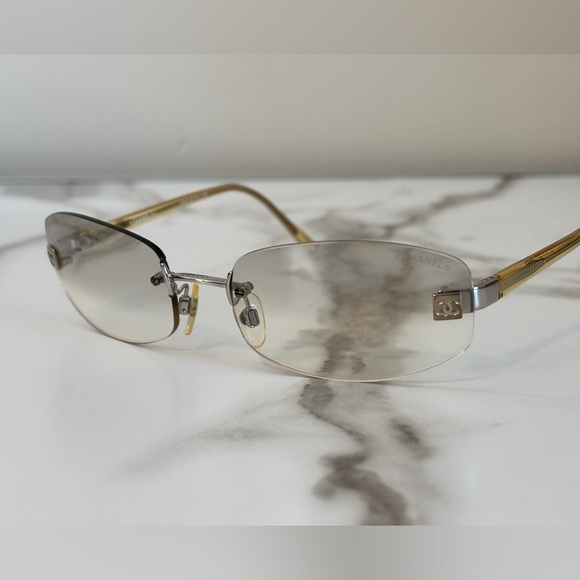 Chanel y2K sunglasses - Picture 1 of 7